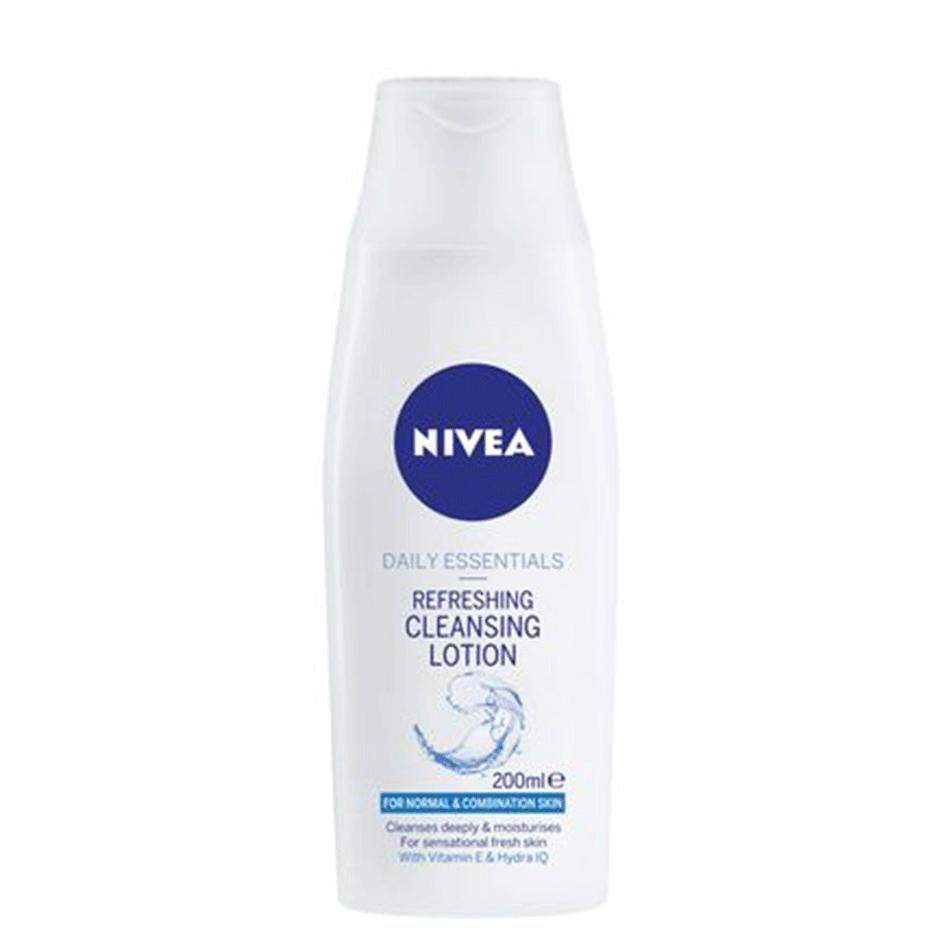 Nivea Refreshing Cleansing Lot