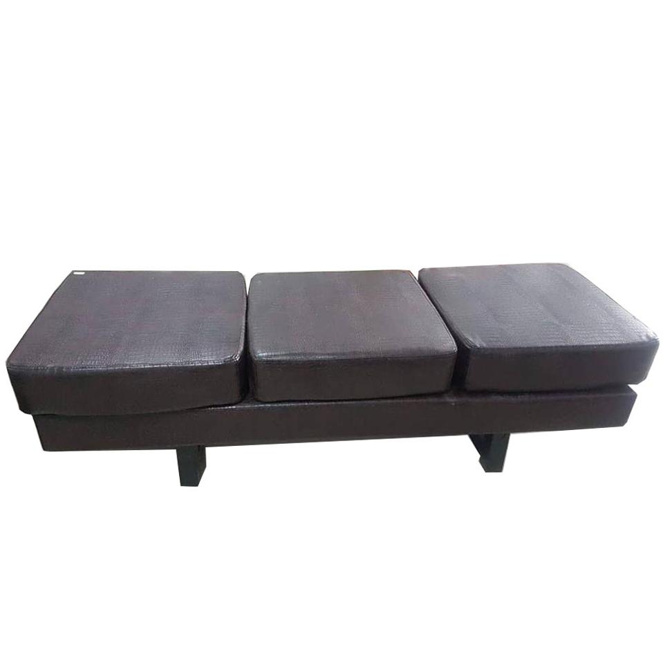 ICON Customer Waiting Chair
