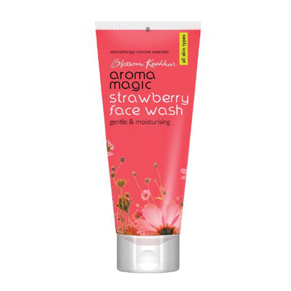 Aroma Magic Strawberry Face Wa