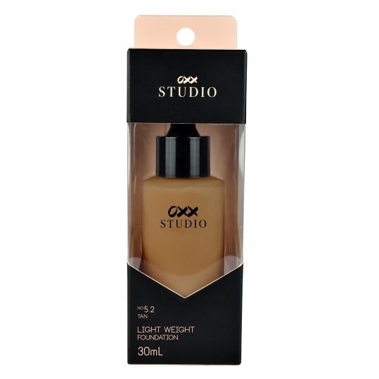 OXX Studio Lightweight Foundation 30ml - 5.2 Tan