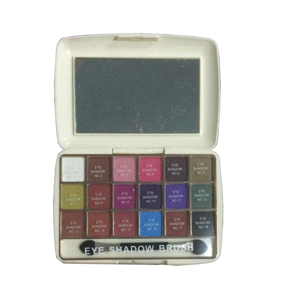 BB 18 Color Eyeshadow